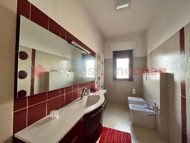 Foto Casa indipendente in Via Nicotera 1, Manduria Centro di 250 m²