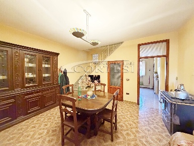 Foto Appartamento in via nuova, San Giustino di 120 m² con 6 locali