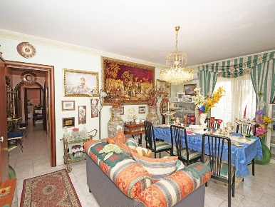 Foto Appartamento in Viale Bummacaro, Catania Librino - Zia Lisa di 120 m²