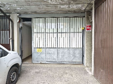 Foto Magazzino in Via Pascoli 21, Ornago Centro di 150 m² in vendita