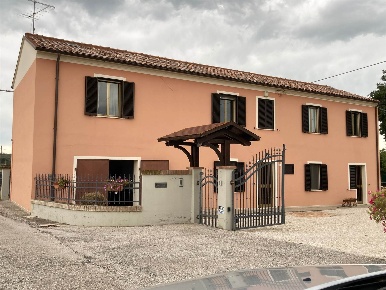 Foto Rustico a Fano Bellocchi - Falcineto di 299 m² con 10 locali