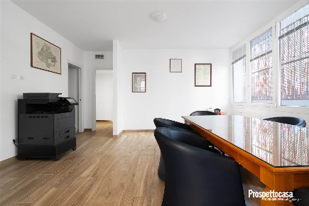 Foto Appartamento in BISLERI 18, Milano San Siro di 116 m² con 3 locali