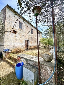 Foto Casa indipendente in Via dell'Ascia, Sonnino di 256 m² con 3 locali