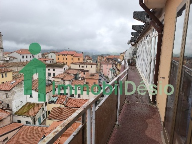 Foto Appartamento a Potenza Centro di 169 m² con 6 locali in vendita