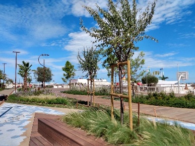 Foto Hotel a Rimini Miramare - Rivazzurra di 738 m² con 16 locali