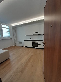 Foto Appartamento in via Bragadino 2, Milano Solari di 56 m² con 2 locali