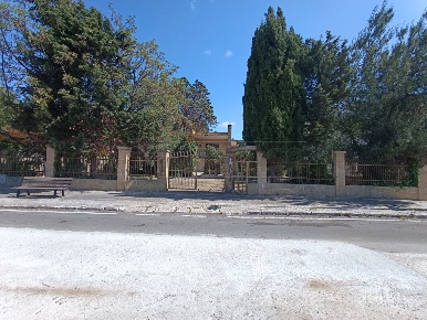 Foto Villa unifamiliare in Via San Simone 79, Sannicola Centro di 260 m²