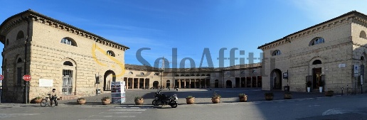 Foto Locale commerciale a Senigallia Centro Storico di 70 m² con 1 locali