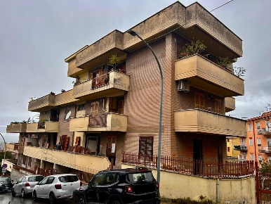 Foto Appartamento in Via delle Piagge, Tivoli di 85 m² con 3 locali