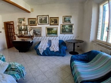 Foto Appartamento a Rosignano Marittimo di 111 m² con 8 locali in vendita