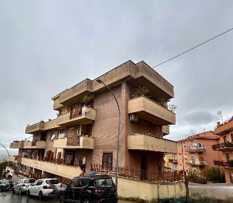 Foto Appartamento in Via delle Piagge, Tivoli di 83 m² con 3 locali