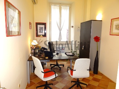 Foto Ufficio a Senigallia Centro Storico di 73 m² con 4 locali in affitto