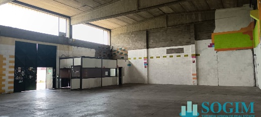 Foto Capannone industriale in Via Rossini 2, Tribiano Zoate di 360 m²