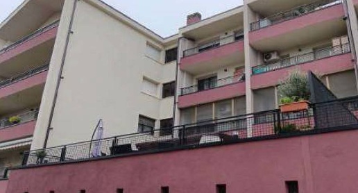 Foto Appartamento in via Giovanni Strada 2, Liscate di 68 m² con 3 locali