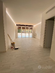 Foto Appartamento a Novara di 110 m² con 3 locali in vendita