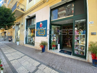 Foto Locale commerciale in via Europa 131, Pontecagnano Faiano Pontecagnano