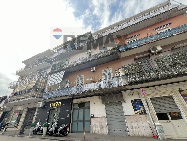 Foto Appartamento in Via Regina Margherita 72, Napoli Secondigliano