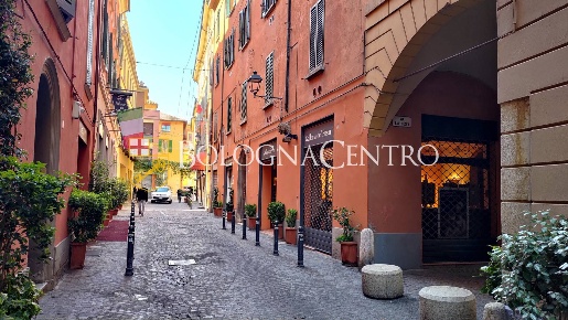 Foto Appartamento in Via Battibecco, Bologna Centro Storico di 51 m²