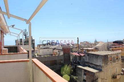 Foto Appartamento in Via Sparagonà, Santa Teresa di Riva Centro di 60 m²
