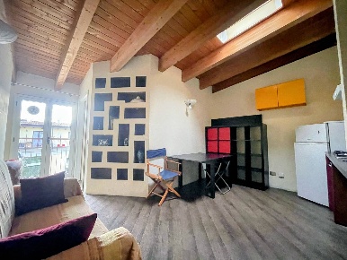 Foto Appartamento in Via Alserio 1, Milano Farini di 70 m² con 4 locali