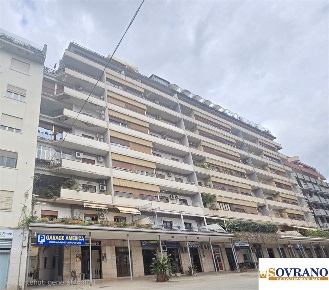 Foto Appartamento a Palermo De Gasperi - Croce Rossa di 156 m² con 5 locali
