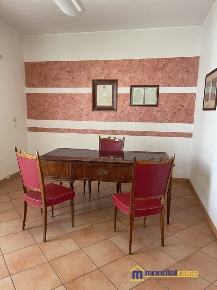 Foto Ufficio a Pachino di 84 m² con 2 locali in affitto