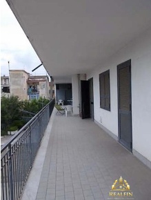 Foto Appartamento in Via  Raffaello civici 4/a e 4/b, Afragola di 124 m²