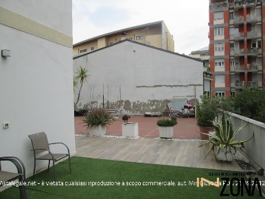 Foto Appartamento in Via Ferdinando Galliani, Pescara di 110 m² in vendita