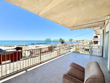 Foto Appartamento in piazza malta, Ragusa Marina di Ragusa Centro di 95 m²