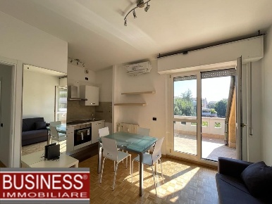 Foto Appartamento in Via A. Maffei, Milano Montenero di 65 m² con 2 locali