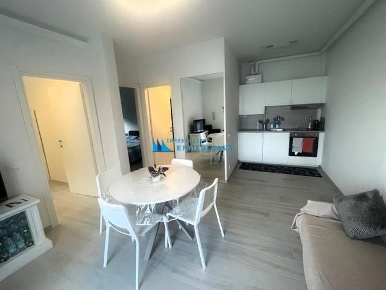 Foto Appartamento a Massa Marina di Massa Centro di 65 m² con 3 locali