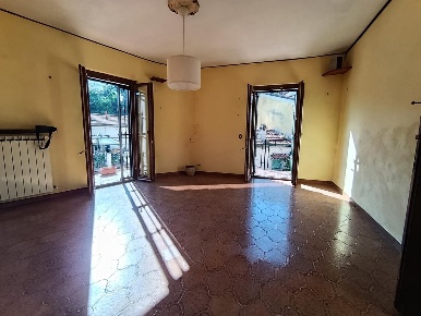 Foto Appartamento a Arcola Centro di 87 m² con 5 locali in vendita