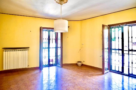 Foto Appartamento a Arcola Centro di 87 m² con 5 locali in vendita