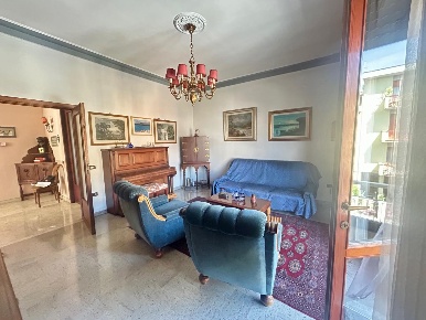 Foto Appartamento a Empoli Pretura - Sanzio di 120 m² con 6 locali