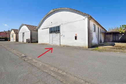 Foto Capannone industriale a Ponsacco Centro di 412 m² con 4 locali