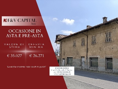 Foto Locale commerciale in Corso Vittorio Emanuele II, Rivara di 1418 m²