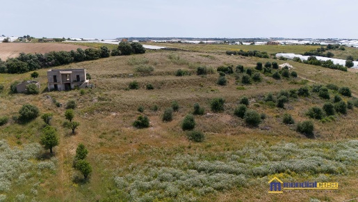 Foto Terreno in Carrata, Pachino di 34911 m² in vendita
