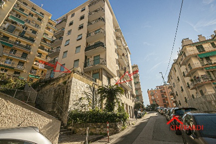 Foto Appartamento in Via Lodovico Calda 38, Genova Sestri Ponente di 69 m²