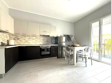 Foto Appartamento in Via Cagliari 15, Catanzaro Catanzaro Lido di 65 m²