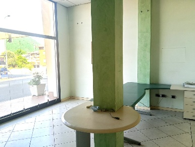 Foto Ufficio in Via Provinciale 51, Vobarno Collio di 71 m² con 3 locali