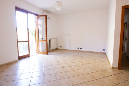 Foto Appartamento in Via San Giacomo 36, Aci Catena Centro di 93 m²