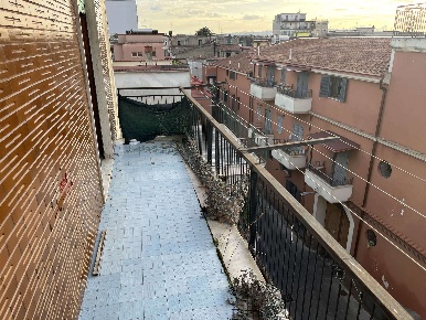 Foto Appartamento a Caivano Centro di 140 m² con 5 locali in vendita
