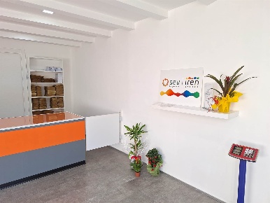 Foto Locale commerciale in VIA ROMAGNA 12, Mesagne di 59 m² con 2 locali
