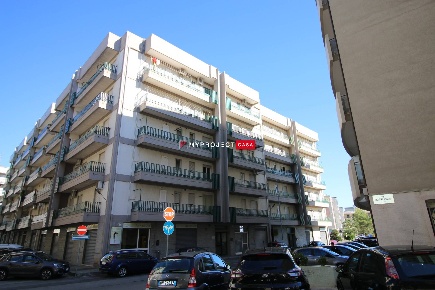 Foto Appartamento in Via Fullone 53, Martina Franca di 140 m² con 7 locali
