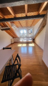 Foto Appartamento in Via Saffi, Milano Vincenzo Monti di 95 m² con 3 locali