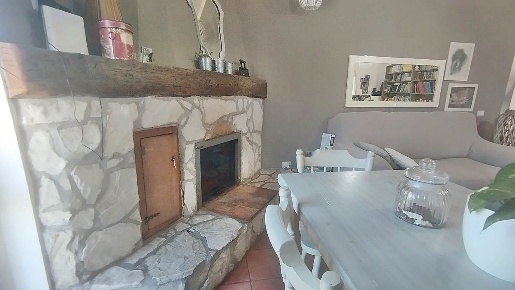 Foto Appartamento a Trevi nel Lazio Centro di 110 m² con 4 locali