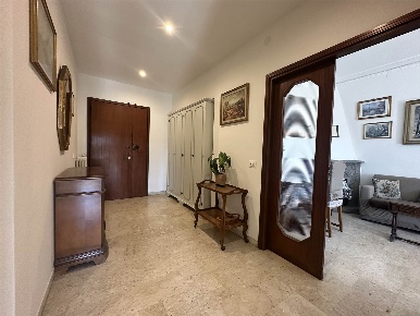 Foto Appartamento a Firenze Ponte alla Vittoria di 145 m² con 7 locali