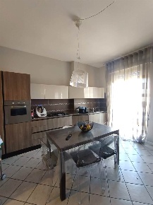 Foto Appartamento a Poggibonsi Centro di 89 m² con 3 locali in vendita