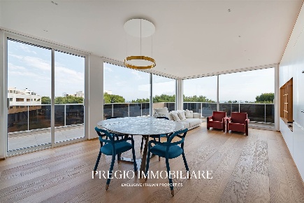 Foto Attico in VIA VITTORIO VENETO, Monopoli Centro di 157 m² con 3 locali