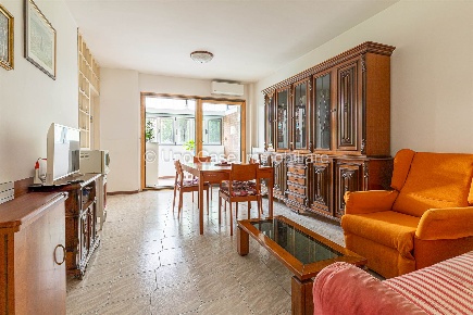 Foto Appartamento in Via Don Minzoni 2, Ivrea di 92 m² con 3 locali